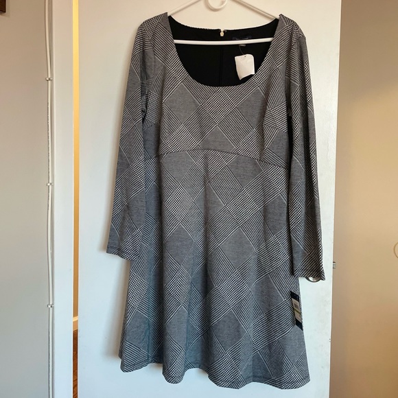Tommy Hilfiger Dresses & Skirts - Tommy Hilfiger Hoodstooth A-Line Dress - Size 14